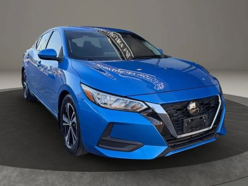 Used 2021 Nissan Sentra SV image 3