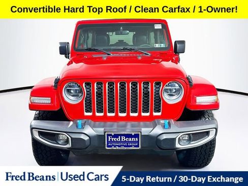 Used 2022 Jeep Wrangler Unlimited Sahara w/ Cold Weather Group AWD/4WD image 2