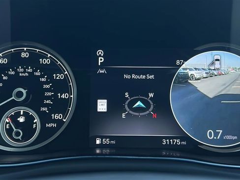 Used 2022 Genesis GV70 2.5T w/ Advanced Package AWD/4WD image 29