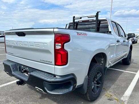 Used 2019 Chevrolet Silverado 1500 Custom Trail Boss w/ Custom Convenience Package AWD/4WD image 4