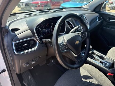 Used 2024 Chevrolet Equinox LT AWD/4WD image 16