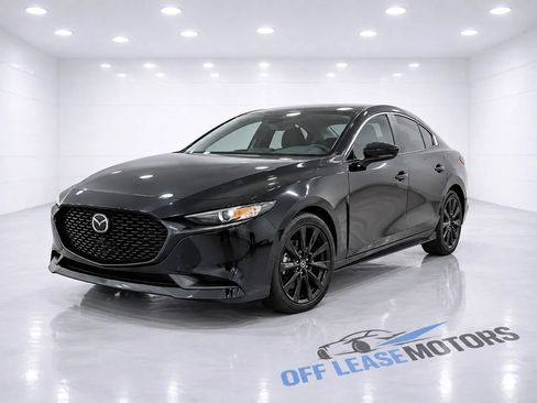 Used 2024 MAZDA MAZDA3 s FWD image 1