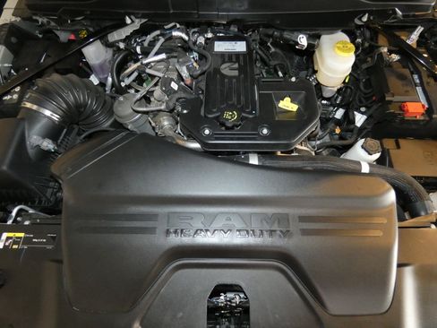 New 2026 RAM 2500 Limited AWD/4WD image 36