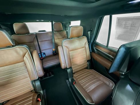 Used 2023 GMC Yukon Denali Ultimate image 14