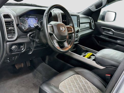 Used 2022 RAM 1500 Big Horn AWD/4WD image 7