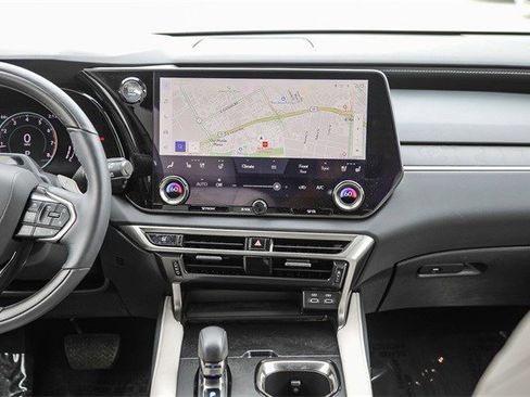 Used 2024 Lexus RX 350 Premium image 13