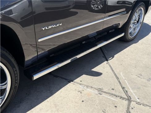 Used 2017 GMC Yukon SLT RWD image 60