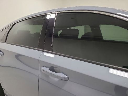 Used 2022 Honda Accord Sport image 6