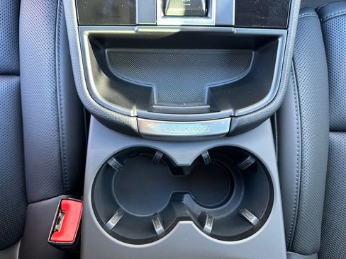 Used 2026 Porsche Macan Turbo image 27