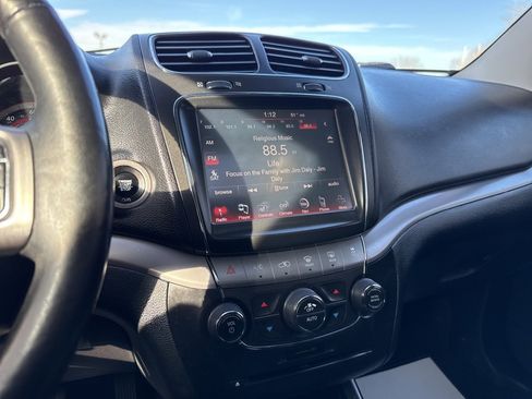 Used 2017 Dodge Journey Crossroad w/ Popular Equipment Group image 22
