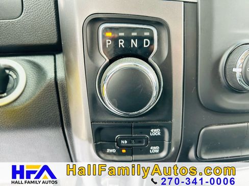 Used 2021 RAM 1500 Classic SLT AWD/4WD image 26