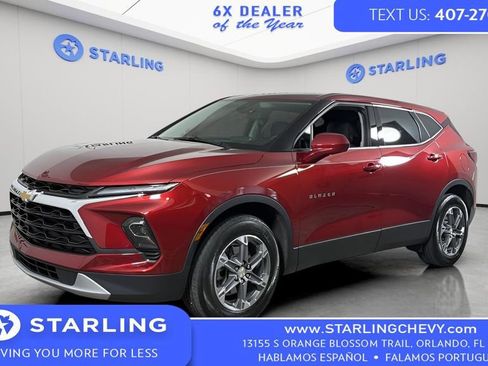 Used 2023 Chevrolet Blazer LT FWD image 1