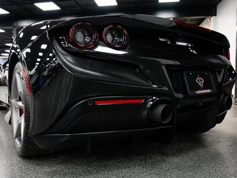 Used 2021 Ferrari F8 Tributo image 38
