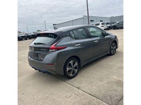 Used 2020 Nissan Leaf SV Plus FWD image 3