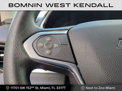 Used 2021 Chevrolet Traverse LS image 11