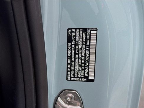 Used 2025 Porsche 911 Carrera image 28