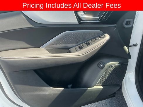 Used 2026 Acura MDX w/ Technology Package FWD image 9