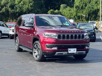 Used 2024 Jeep Wagoneer L Series II w/ Flexible Seating Group AWD/4WD video 1