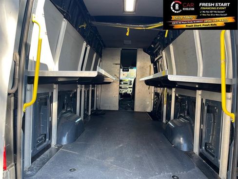 Used 2019 Mercedes-Benz Sprinter 170 image 3