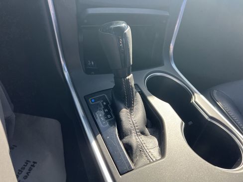 Used 2017 Toyota Camry XLE image 26