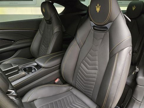 Used 2024 Maserati GranTurismo Trofeo image 28