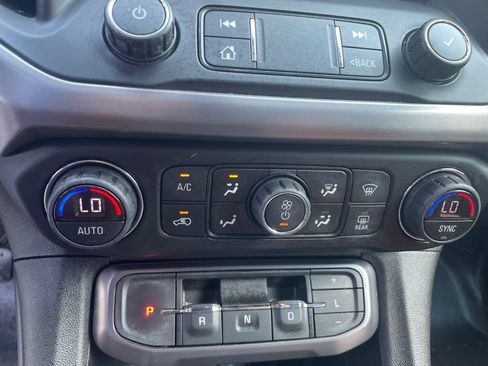 Used 2020 GMC Acadia AT4 w/ Driver Alert Package II AWD/4WD image 23