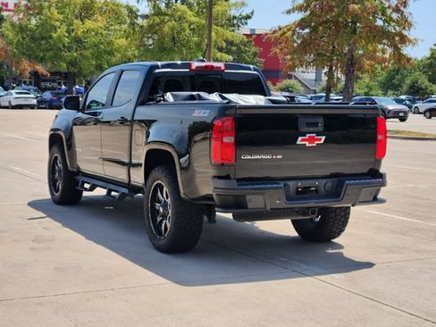 Used 2020 Chevrolet Colorado Z71 AWD/4WD image 7
