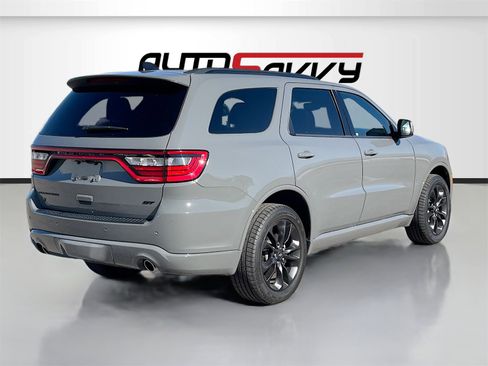 Used 2024 Dodge Durango GT image 7