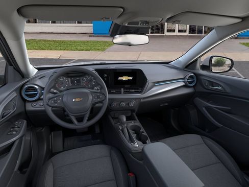 New 2026 Chevrolet Trax LS w/ LS Convenience Package FWD image 19