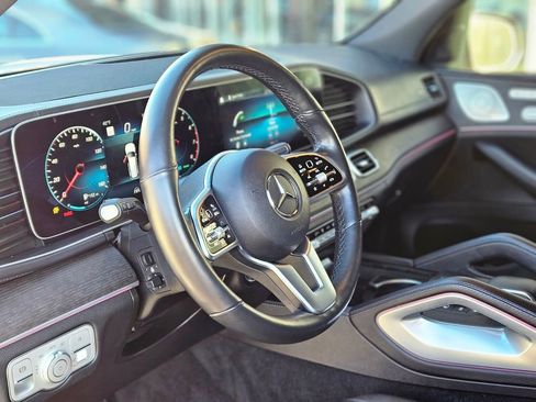 Used 2022 Mercedes-Benz GLS 450 GLS 450 image 16