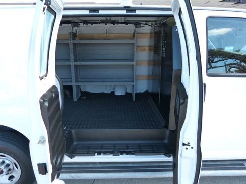 Used 2024 GMC Savana 2500 w/ Driver Convenience Package RWD image 21