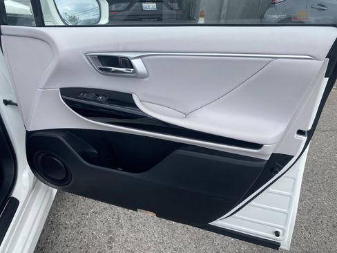 Used 2018 Toyota Mirai image 21