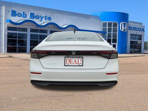 New 2026 Honda Accord SE image 6
