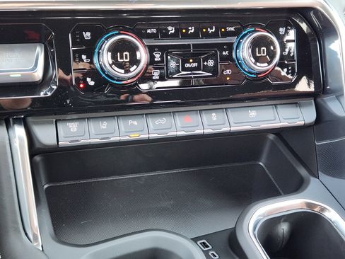 New 2026 GMC Sierra 3500 Denali Ultimate image 15