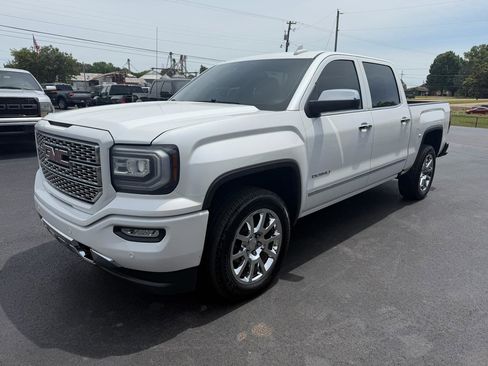 Used 2016 GMC Sierra 1500 Denali w/ Enhanced Driver Alert Package AWD/4WD image 8
