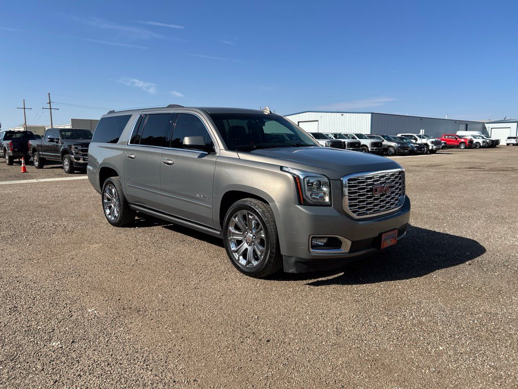 Used 2019 GMC Yukon XL Denali AWD/4WD image 8