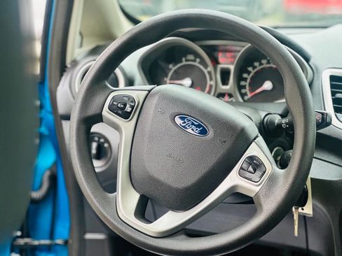 Used 2012 Ford Fiesta SE image 11
