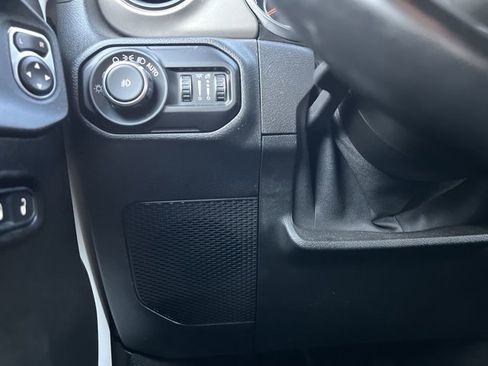 Used 2021 Jeep Wrangler Unlimited Sport image 18