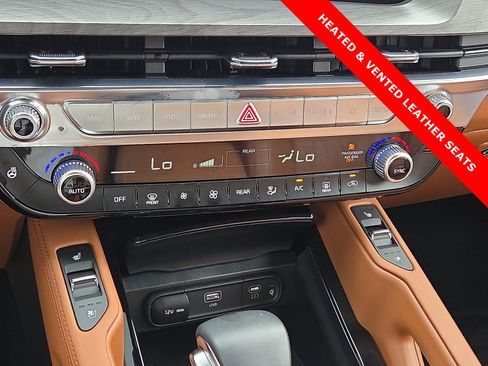 Used 2025 Kia Telluride SX Prestige X-Line AWD/4WD image 21