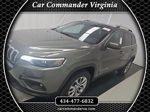 Used 2019 Jeep Cherokee Latitude Plus w/ Cold Weather Group AWD/4WD image 1