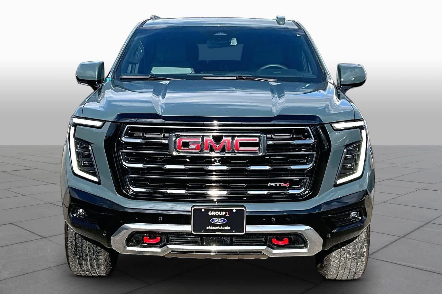Used 2025 GMC Yukon XL AT4 AWD/4WD image 6