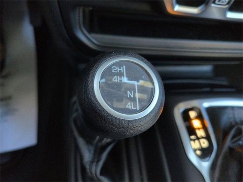 Used 2024 Jeep Wrangler Sahara image 24