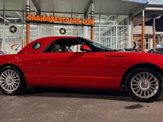 Used 2005 Ford Thunderbird video 2