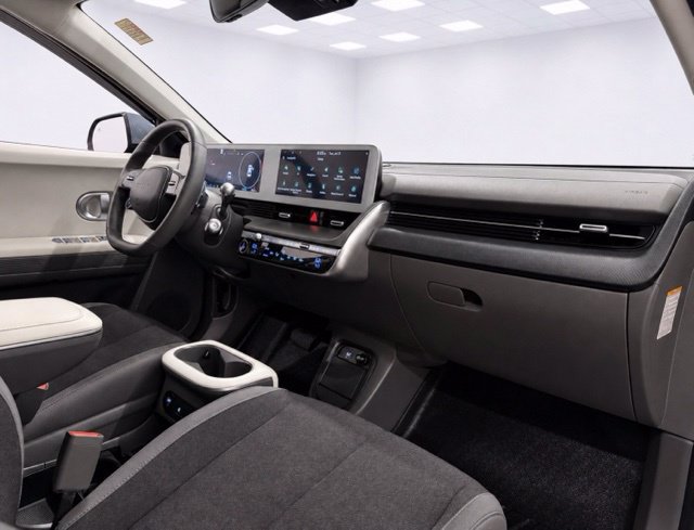 Used 2024 Hyundai Ioniq 5 SEL AWD/4WD image 15