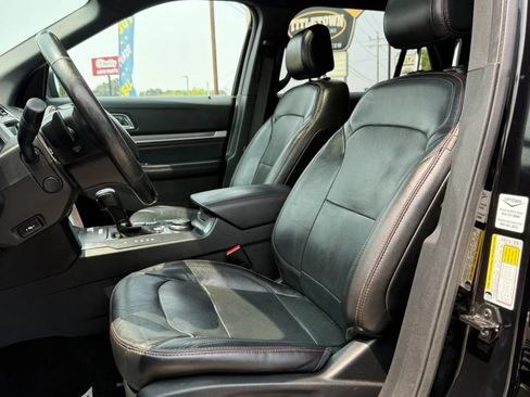 Used 2017 Ford Explorer Sport w/ Equipment Group 401A AWD/4WD image 10