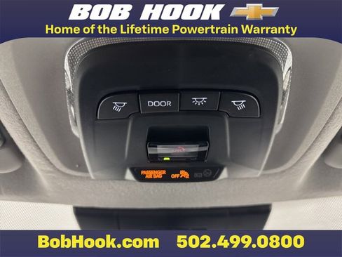 Used 2024 Toyota Corolla Cross XLE image 22