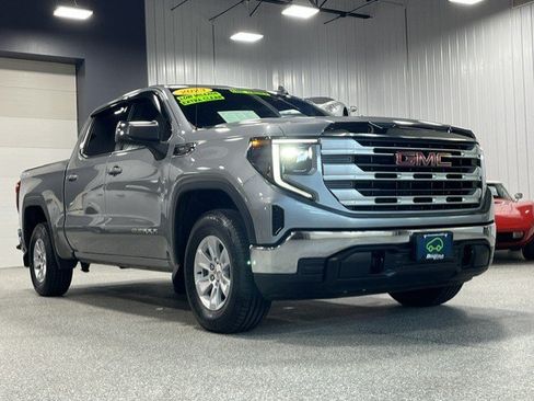 Certified 2023 GMC Sierra 1500 SLE w/ Preferred Package AWD/4WD image 6