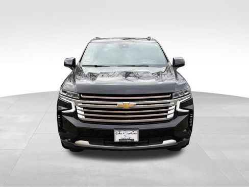 Used 2024 Chevrolet Tahoe High Country w/ Advanced Technology Package image 2