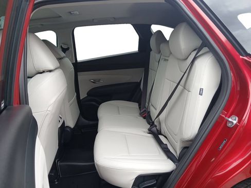 Used 2026 Hyundai Tucson SEL FWD image 13