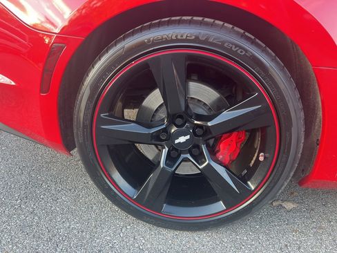 Used 2020 Chevrolet Camaro SS image 33